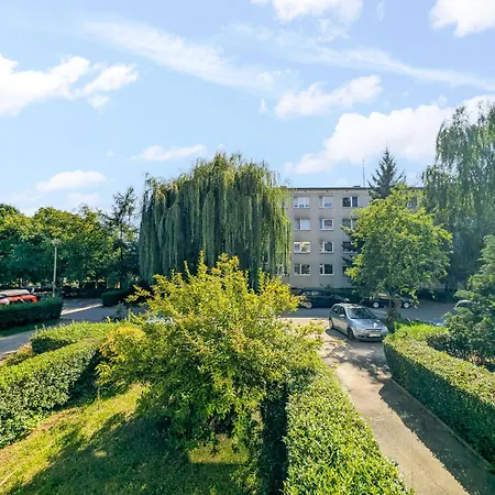 Hiszpanska Harmony By Bookinghost *